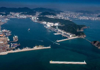 부산 다목적 항만 감천항의 대변신