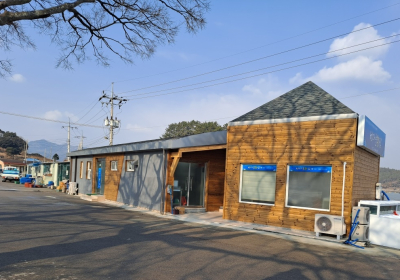 진도 원다항에 자연산 갓 잡은 활어 직판장 개장