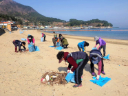 사량도 청정바다 우리 손으로…대항해변 청결운동