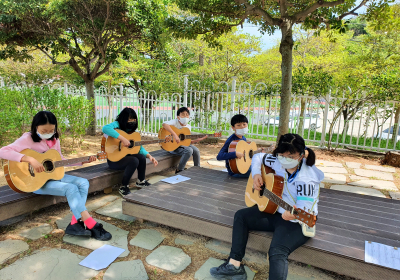 학교서 기타치고, 골프치고 텃밭일구는 체험교육