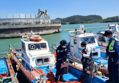 강진군, 봄철 낚시성수기에 선박 안전점검