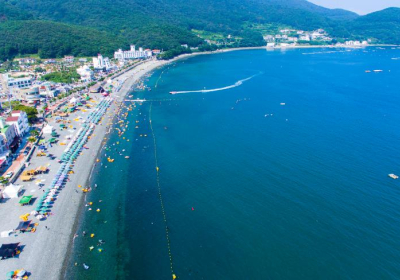 여름여행 거제도로 떠나볼까…구조라・학동몽돌해변