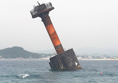 [뉴스 화제] 기울어진 고성 아야진 등대의 진실
