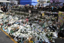 [뉴스 화제] 이태원 참사에 전 국민 애도...전국 축제 대신 추모 물결